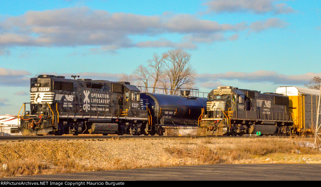 NS GP38-2 Operation Life Saver Locomotive